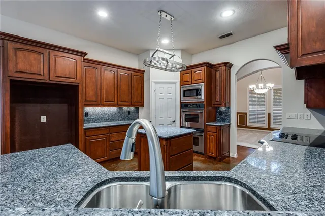 $769,500 | 4401 Oak Shores Circle, Cross Roads, TX 76227