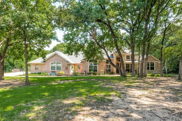 $769,500 | 4401 Oak Shores Circle, Cross Roads, TX 76227
