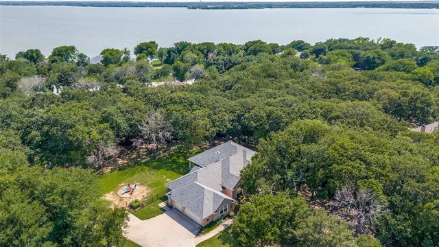 $769,500 | 4401 Oak Shores Circle, Cross Roads, TX 76227