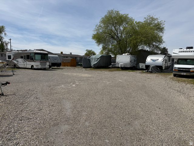 747 Hanover Drive Orem, UT 84058 - Photo 23 of 30 View of parking
