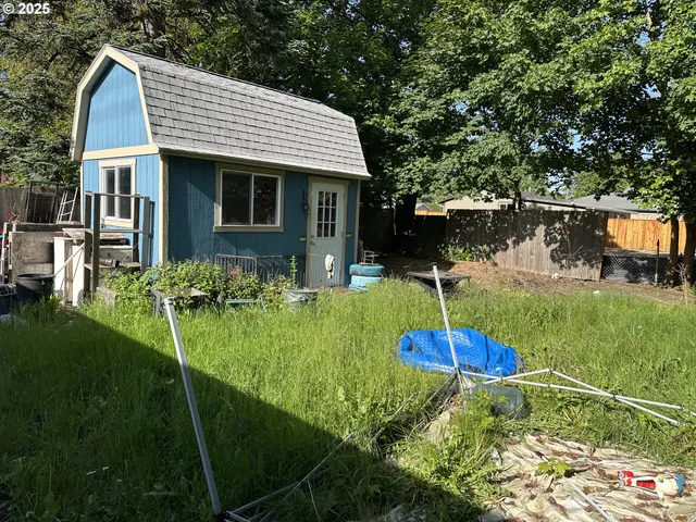 $300,000 | 2126 Southeast 162nd Avenue, Portland, OR 97233