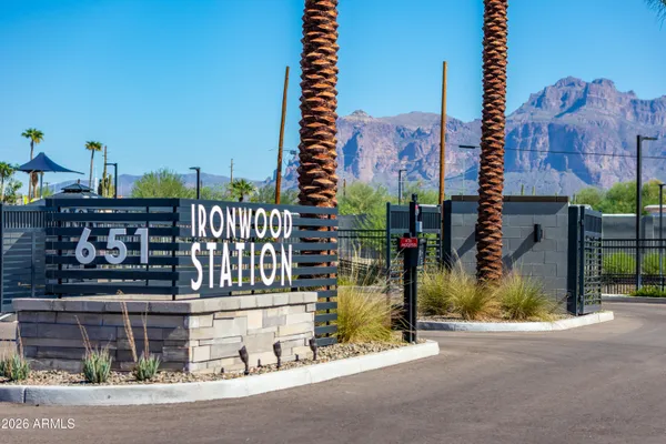$428,800 | 651 North Ironwood Drive, Unit 62, Apache Junction, AZ 85120