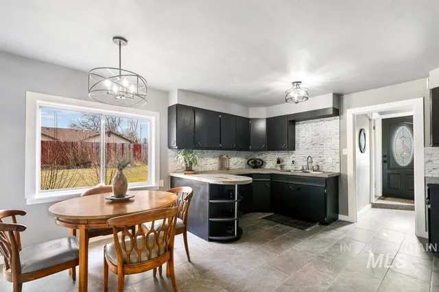 $310,000 | 321 6th Avenue West, Jerome, ID 83338