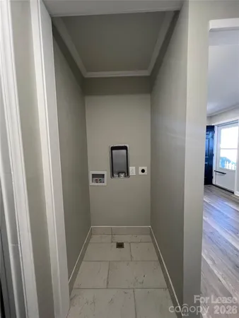 a view of utility room