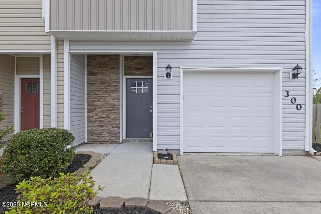 300 Frisco Way Holly Ridge, NC 28445 - Photo 1 of 29 IMG_5941