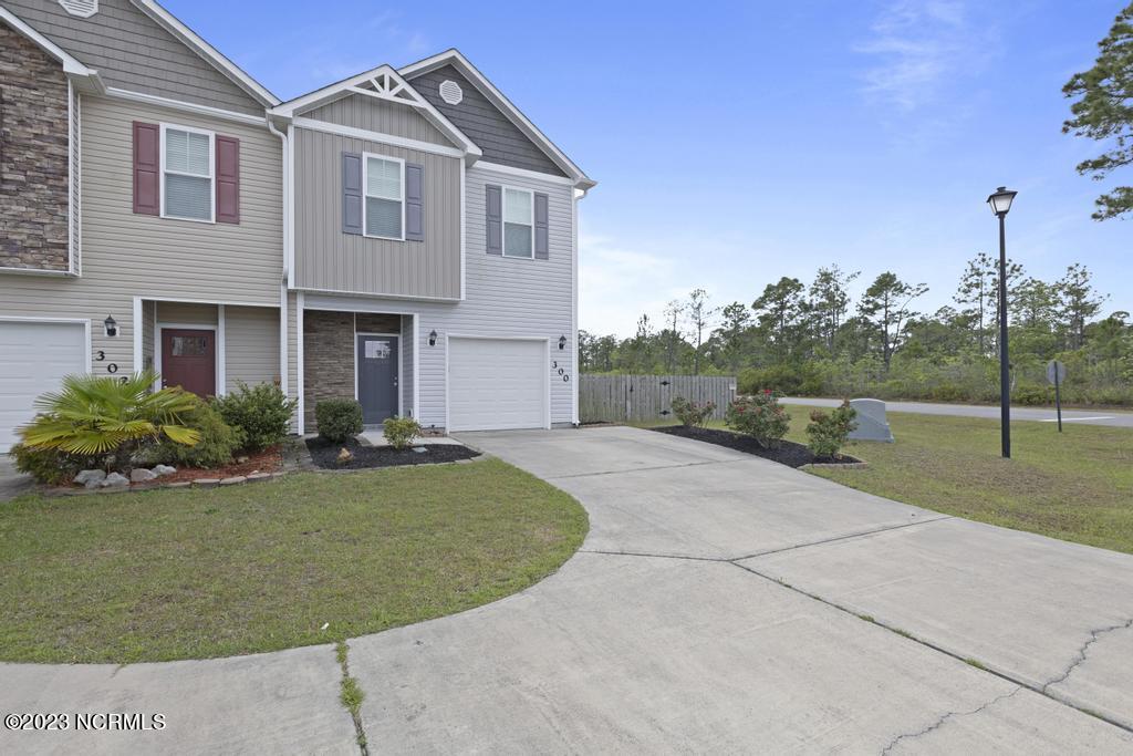 300 Frisco Way Holly Ridge, NC 28445 - Photo 3 of 29 IMG_5944