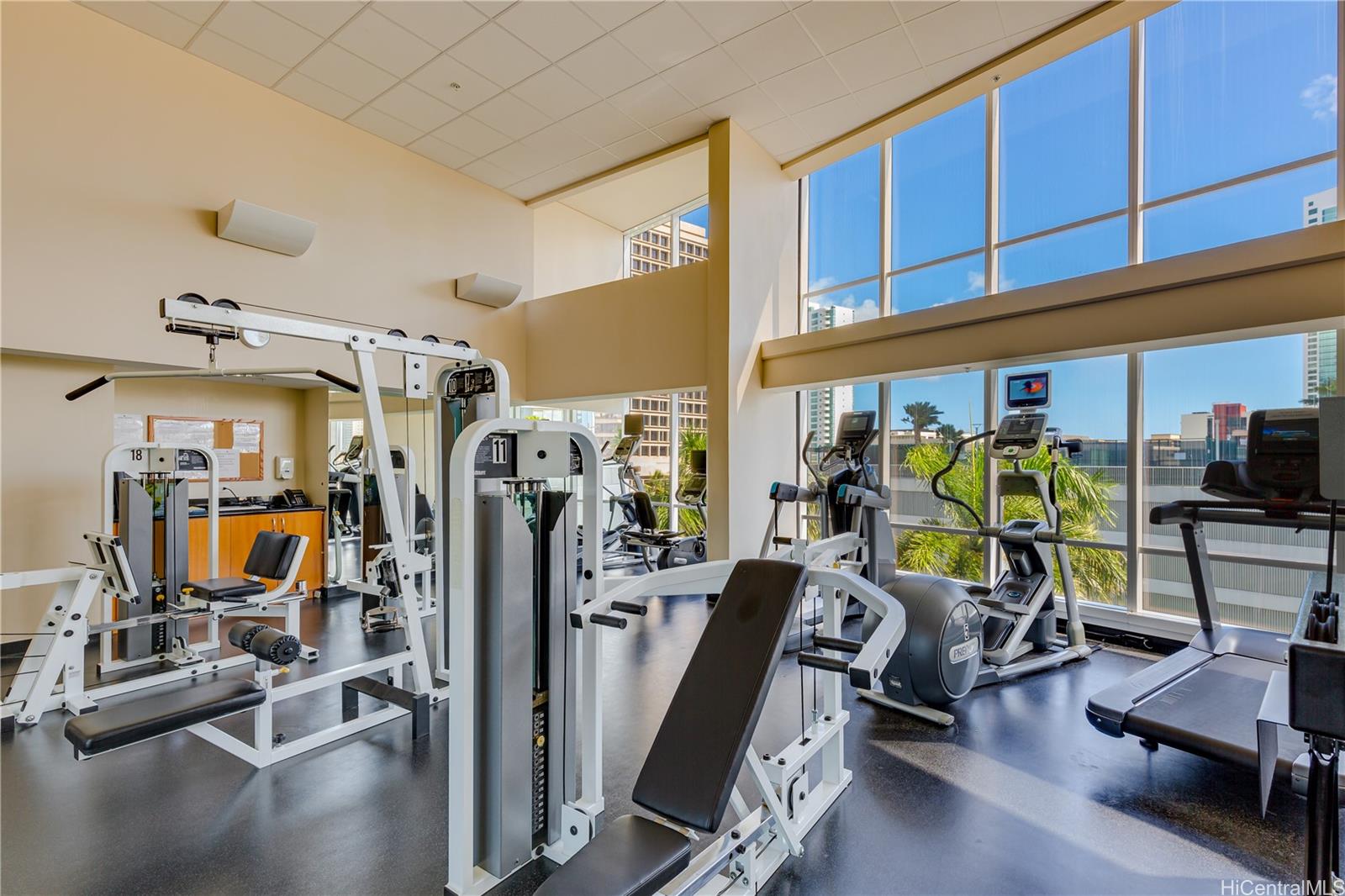 1288 Kapiolani Boulevard, Unit I4203 Honolulu, HI 96814 - Photo 18 of 25 a view of a room with gym equipment