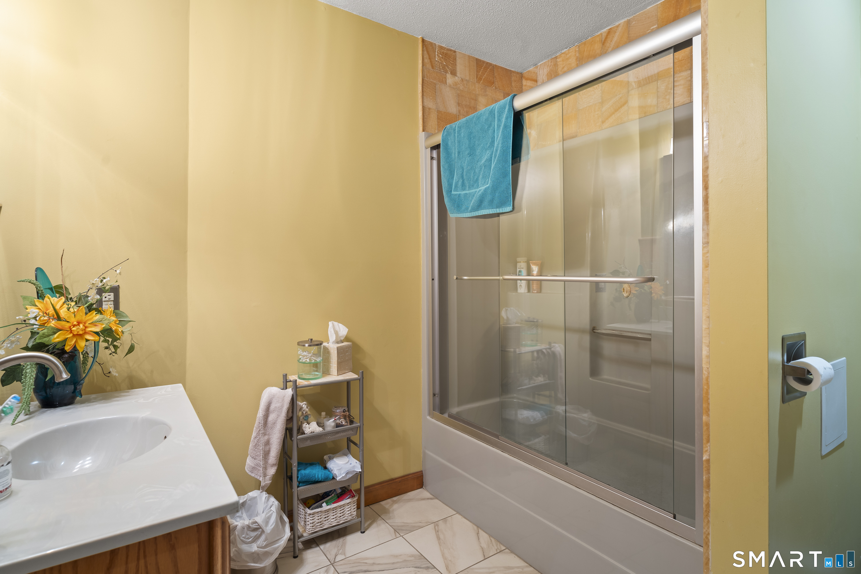 172 Old Willimantic Road Columbia, CT 06237 - Photo 21 of 39 a bathroom with a tub and shower