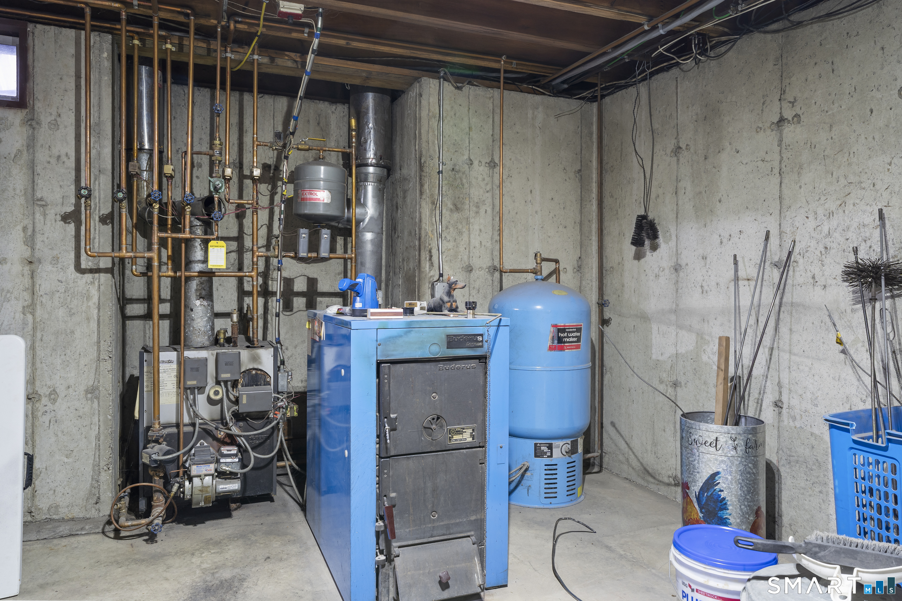 172 Old Willimantic Road Columbia, CT 06237 - Photo 39 of 39 a room with storage and utility