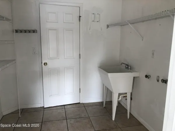 $2,500 | 8574 Eola Court, Melbourne, FL 32940