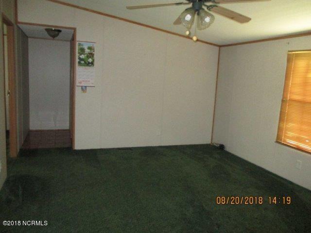 2310 Biltmore Road Spring Hope, NC 27882 - Photo 2 of 11 2310 Biltmore greatroom