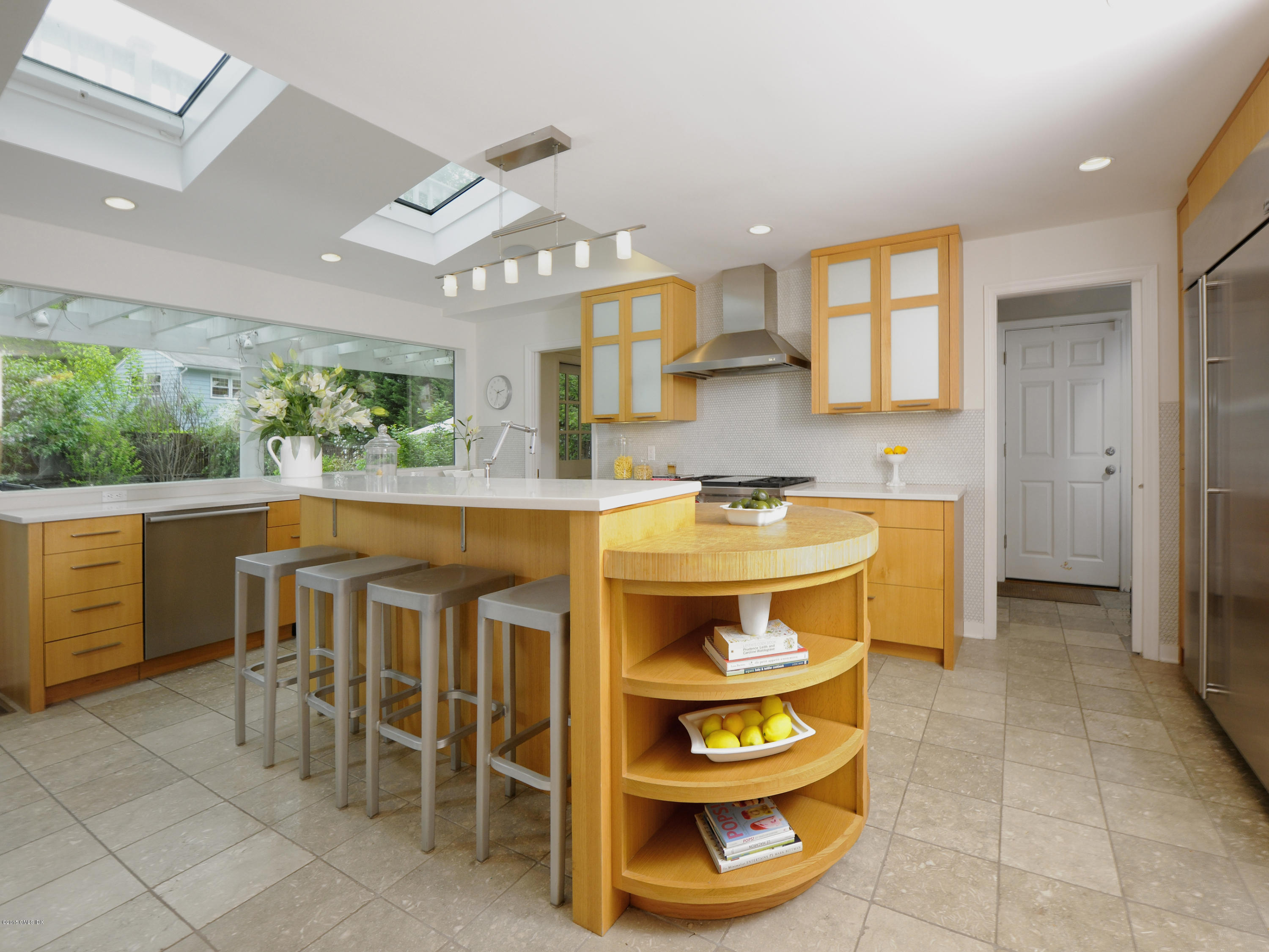 14 Spruce Street Riverside, CT 06878 - Photo 11 of 22 a kitchen with a table and chairs