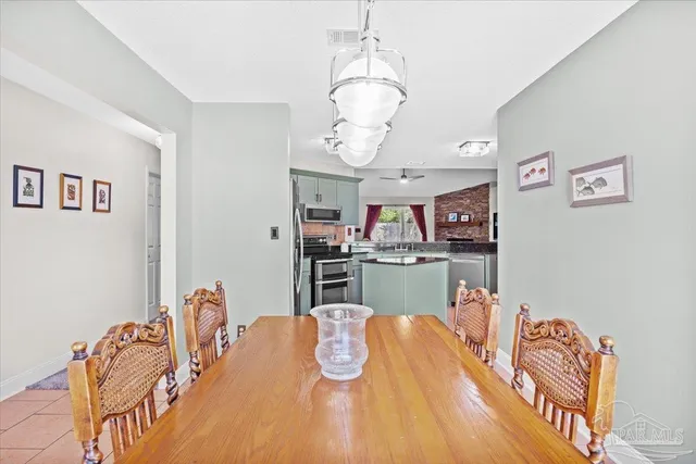 $399,900 | 1554 Sandcliff Drive, Pensacola, FL 32507