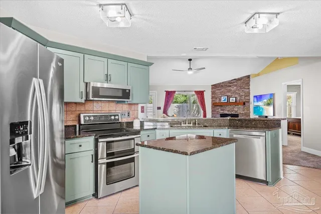 $399,900 | 1554 Sandcliff Drive, Pensacola, FL 32507