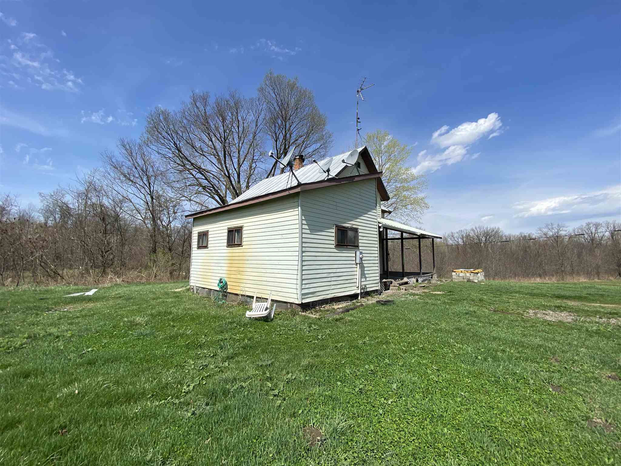 7326 County Road 8 Butler, IN 46721 - Photo 4 of 16