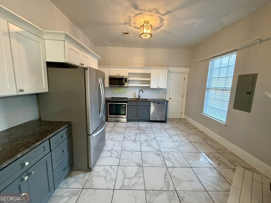 210 Tennessee Avenue Southwest Atlanta, GA 30315 - Photo 2 of 34