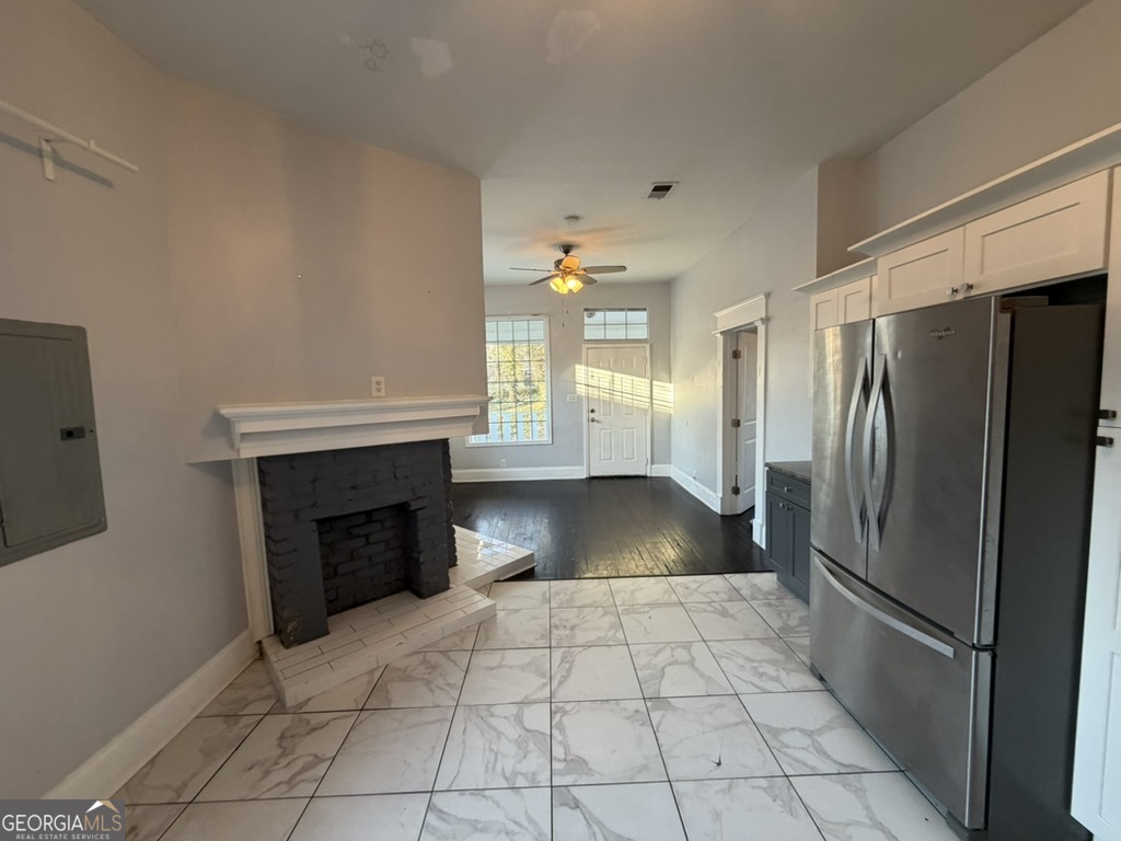 210 Tennessee Avenue Southwest Atlanta, GA 30315 - Photo 6 of 34
