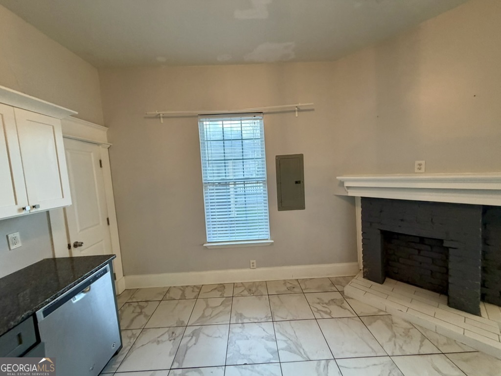 210 Tennessee Avenue Southwest Atlanta, GA 30315 - Photo 10 of 34