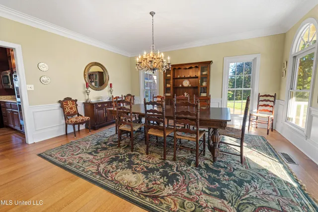 $749,000 | 556 Thomas Road, Holly Springs, MS 38635