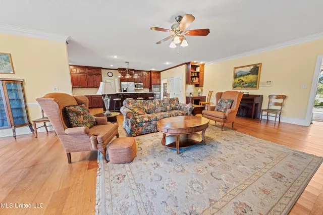 $749,000 | 556 Thomas Road, Holly Springs, MS 38635