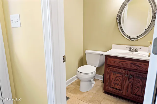 $749,000 | 556 Thomas Road, Holly Springs, MS 38635