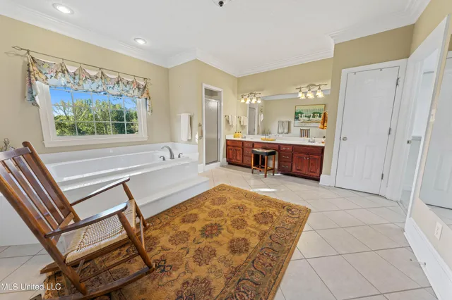 $749,000 | 556 Thomas Road, Holly Springs, MS 38635