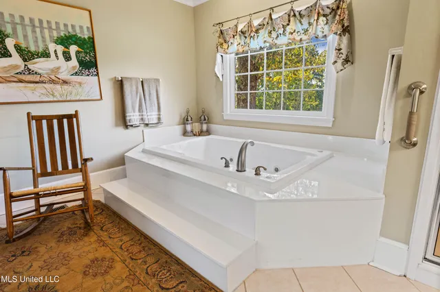 $749,000 | 556 Thomas Road, Holly Springs, MS 38635