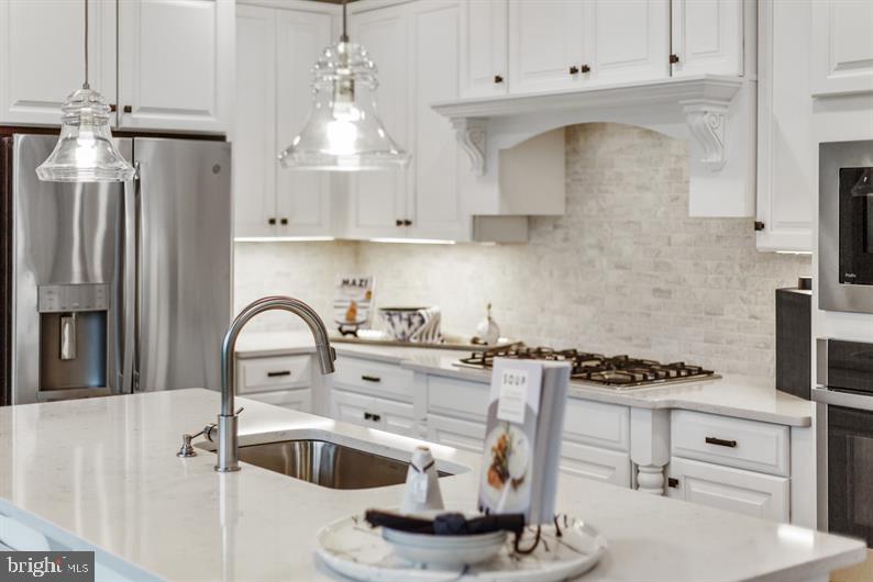 216 House Way Wayne, PA 19087 - Photo 4 of 18