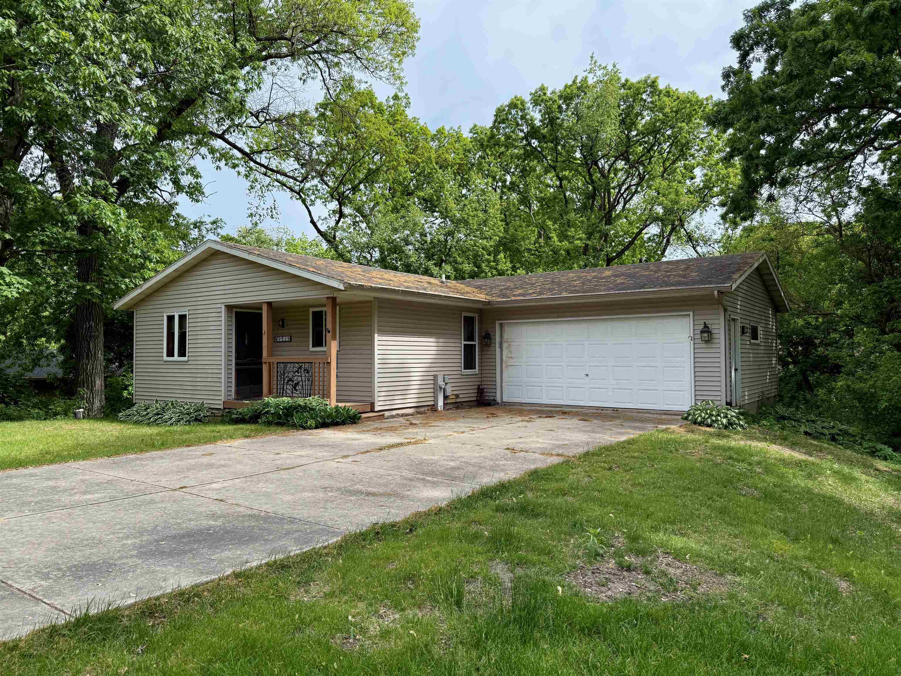 W9519 Skogen Road Cambridge, WI 53523 - Photo 1 of 1 Gallery Image 1