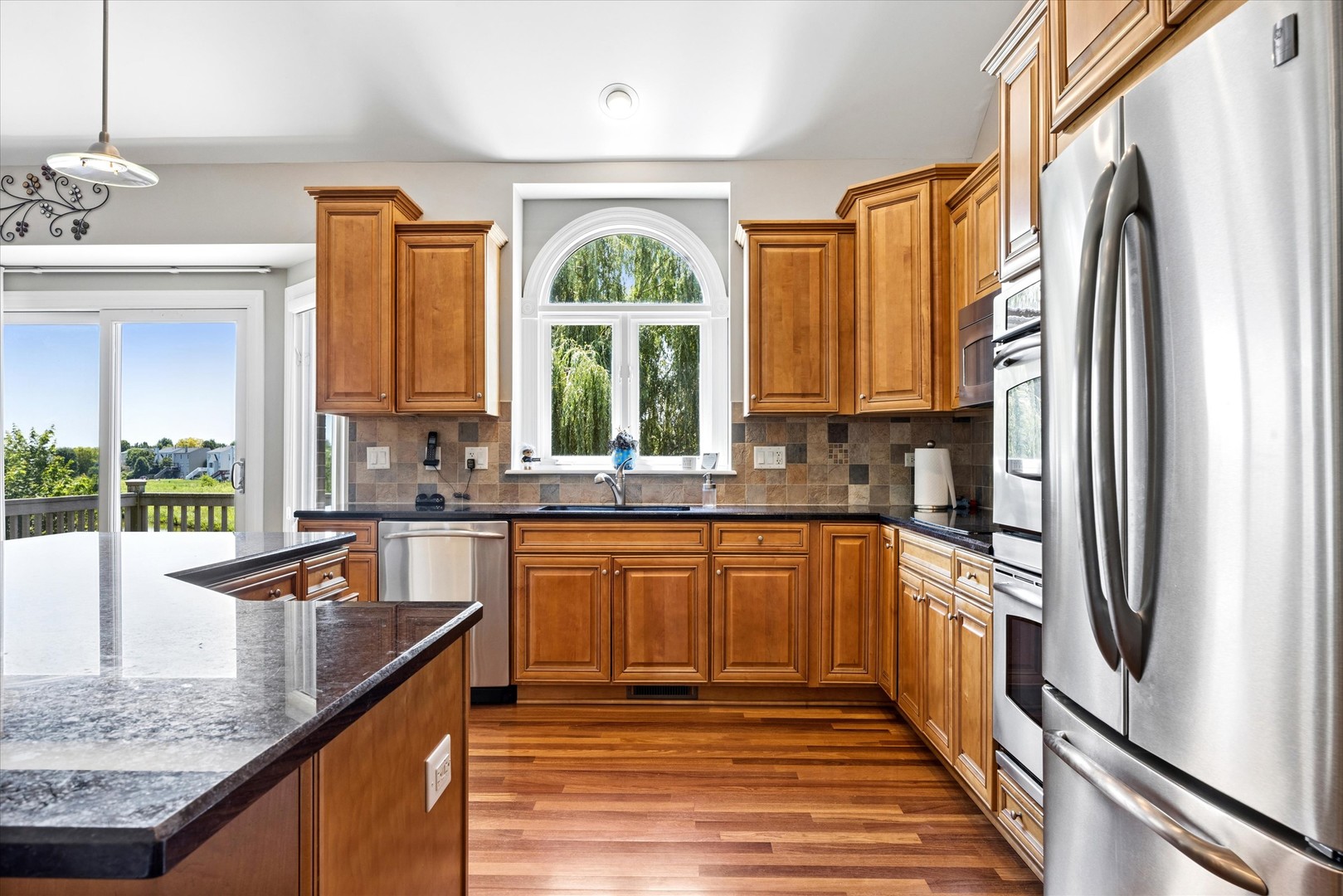 4124 Champion Road Naperville, IL 60564 - Photo 5 of 38