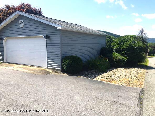 30 Peaceful Valley Road Clarks Summit, PA 18411 - Photo 3 of 56 Gallery Image 3