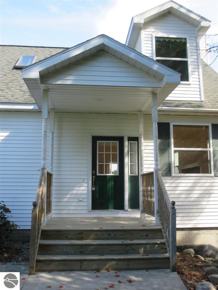 11002 Craig Road Traverse City, MI 49686 - Photo 4 of 50 1791087-3.JPG