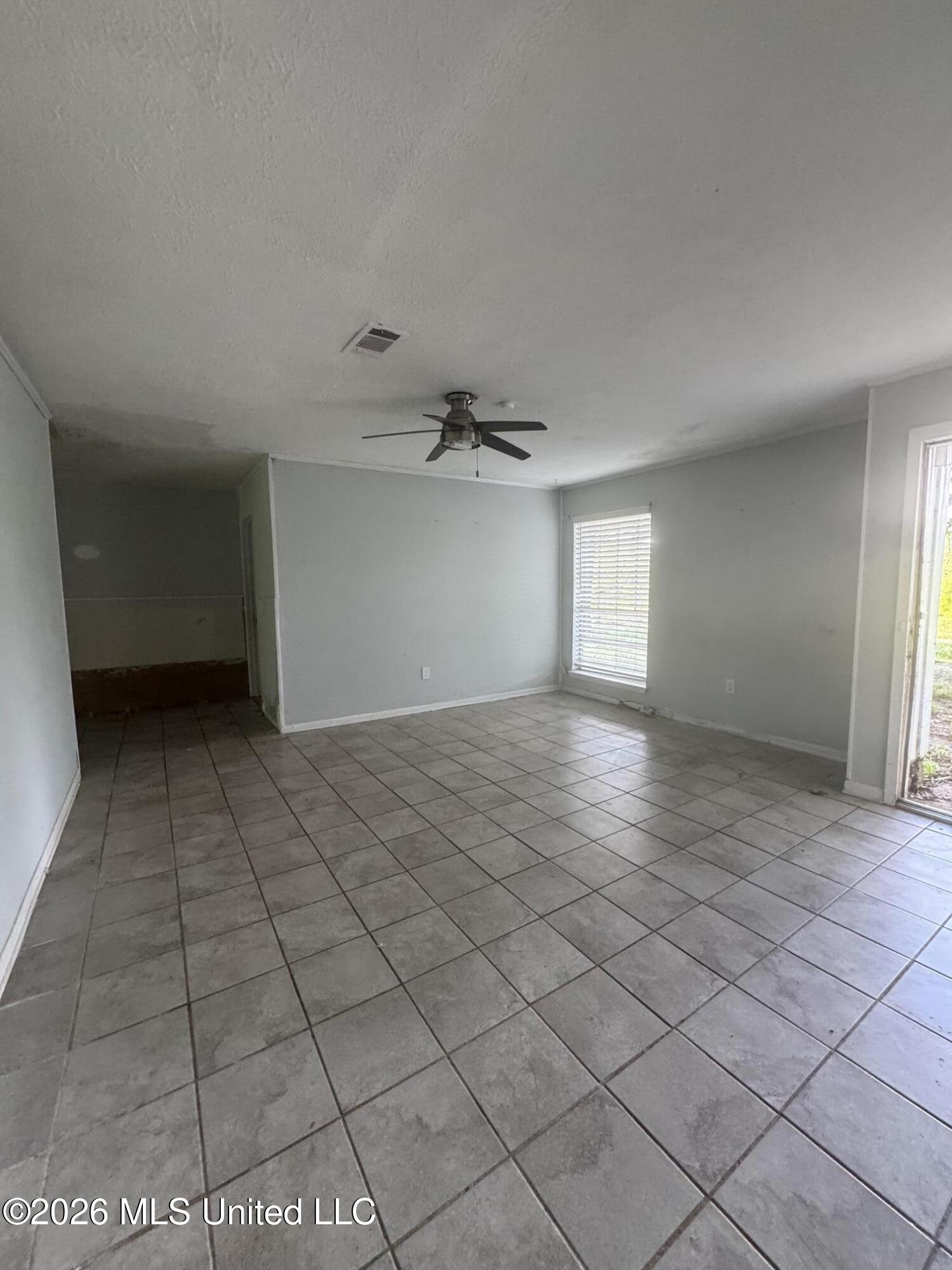 721 McCluer Road Jackson, MS 39212 - Photo 6 of 20 IMG_8661