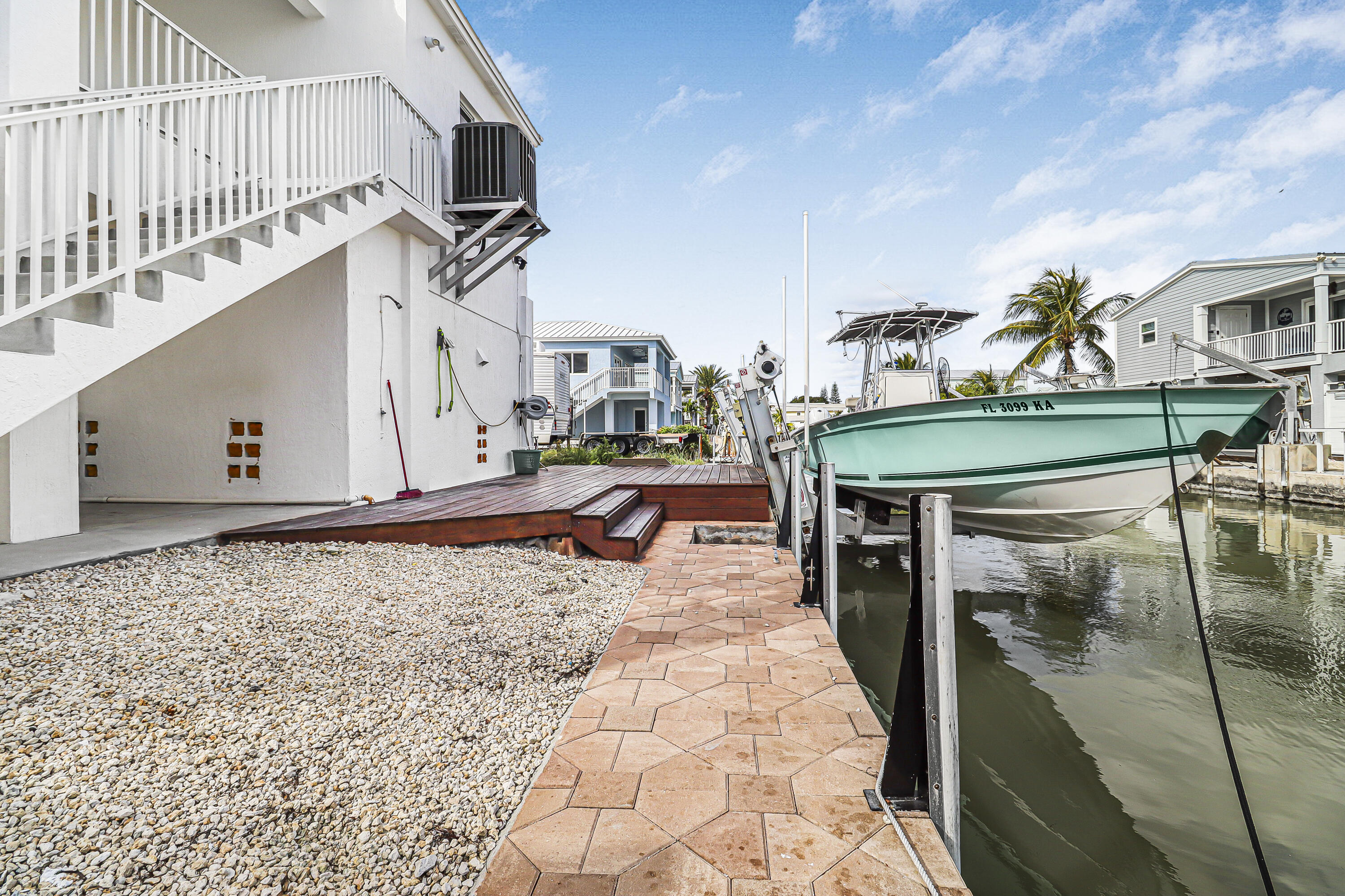31575 Ave D Big Pine Key, FL 33043 - Photo 26 of 35 a living room with furniture