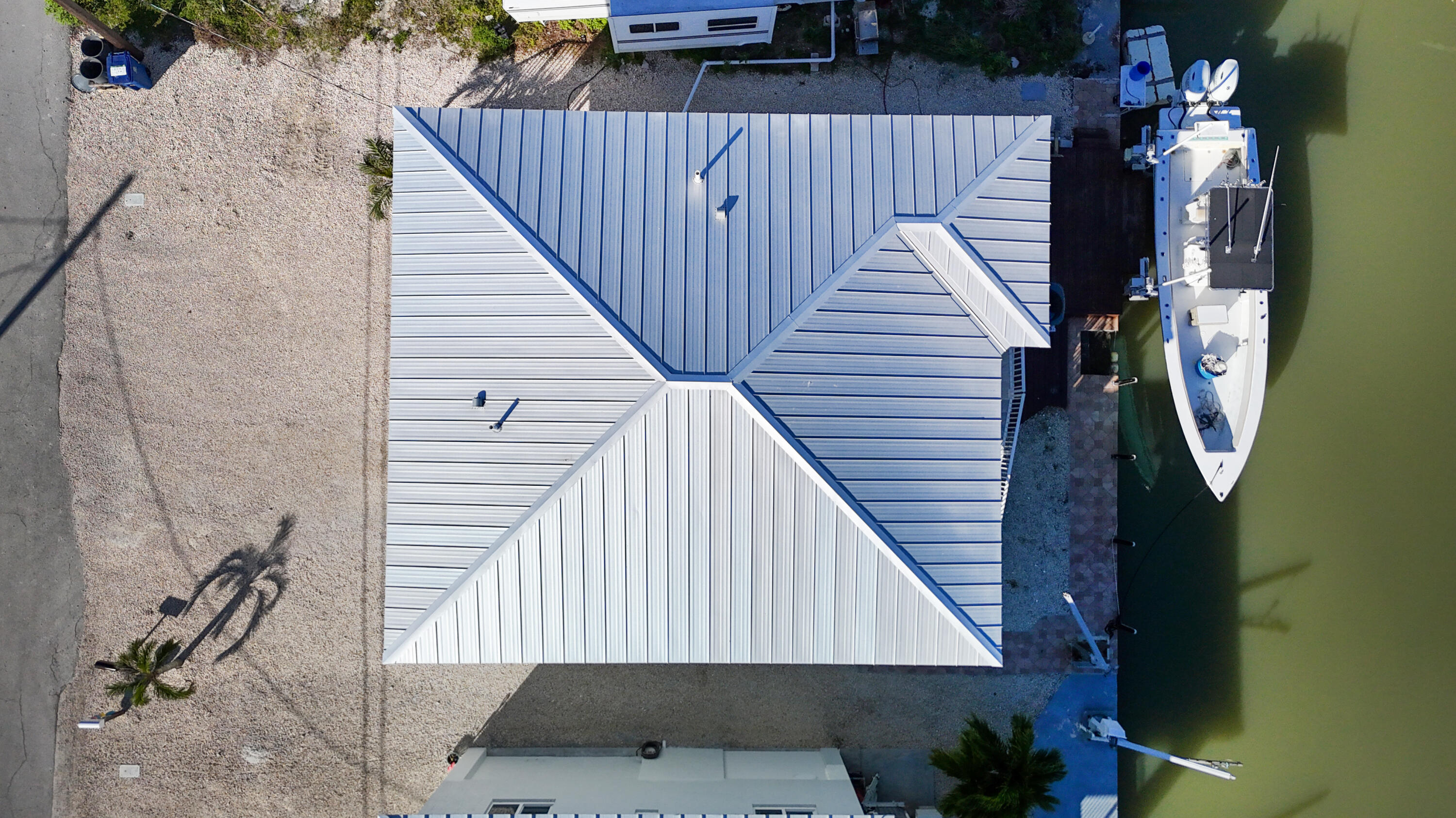 31575 Ave D Big Pine Key, FL 33043 - Photo 32 of 35 a view of balcony with furniture