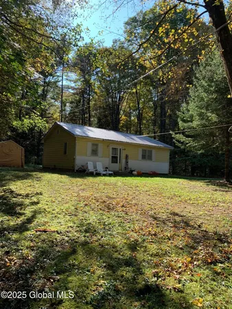 $479,900 | 326 Middle Road, Crown Point, NY 12928