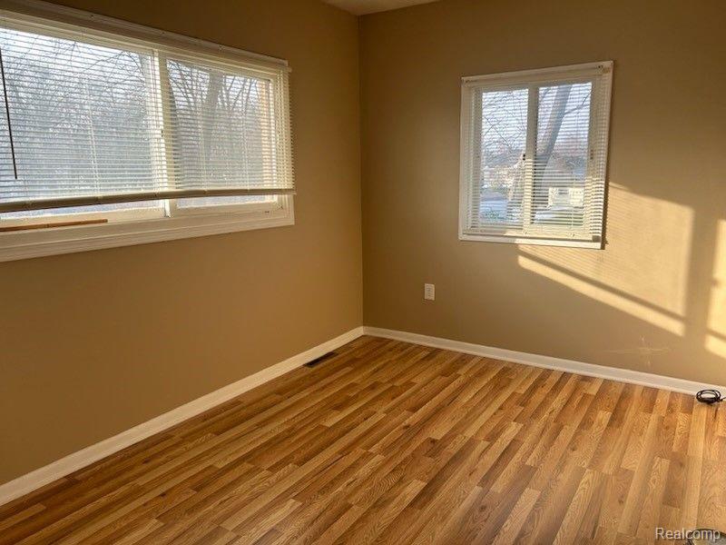832 Farnsworth Road, Unit 1 White Lake, MI 48386 - Photo 7 of 10