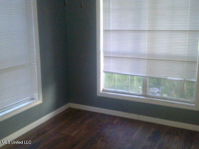 421 Highway 354 Walnut, MS 38683 - Photo 4 of 12 BEDROOM