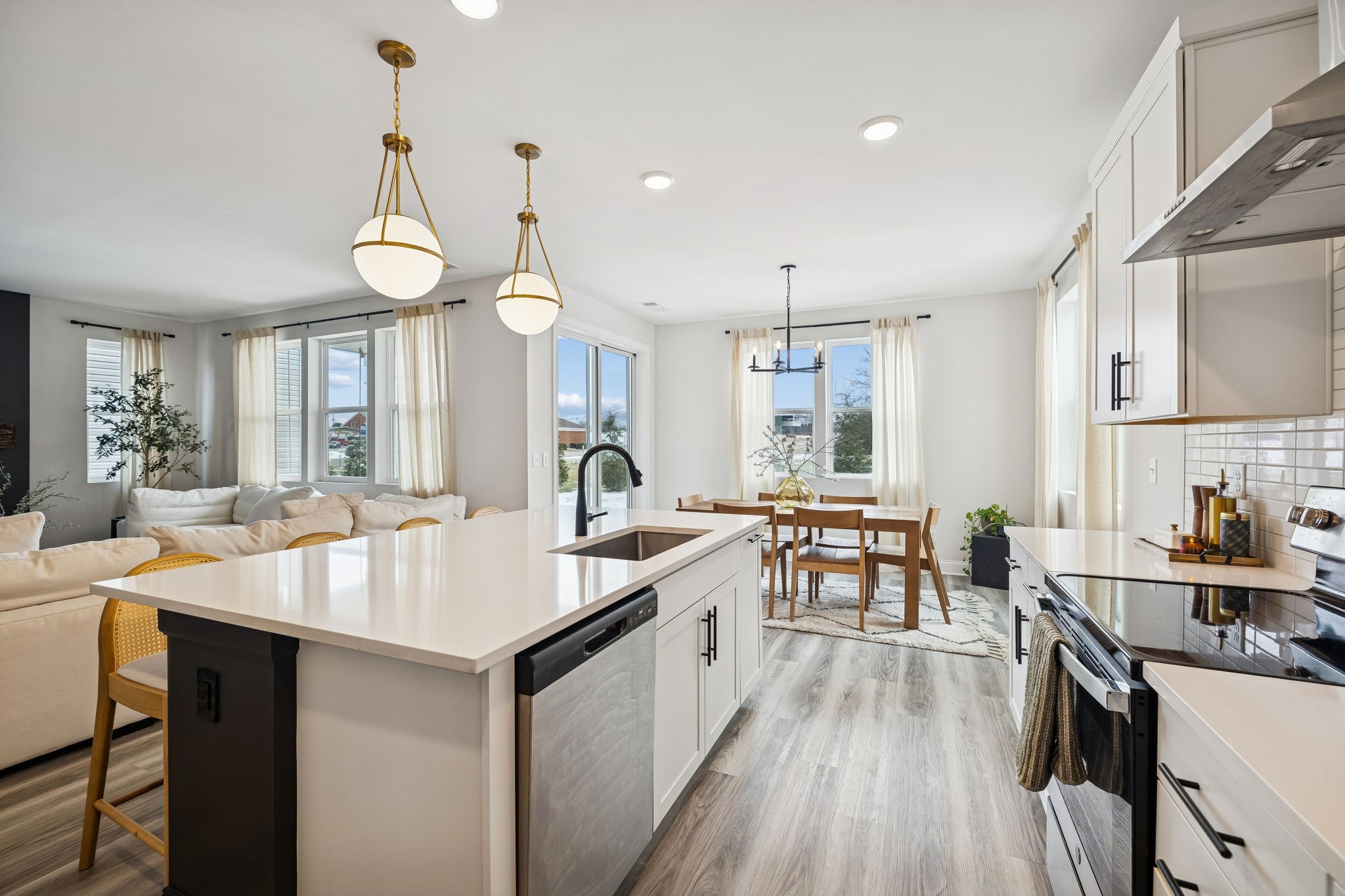 117 Timber Crest Trail White Bluff, TN 37187 - Photo 11 of 39 a very nice looking kitchen with a large center island and a wooden floor