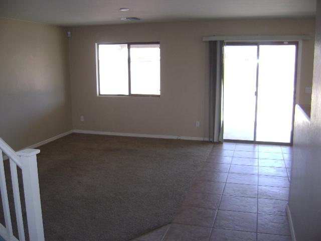 8530 West Cordes Road Tolleson, AZ 85353 - Photo 3 of 22 INTERIOR