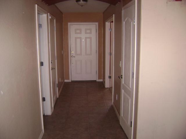 8530 West Cordes Road Tolleson, AZ 85353 - Photo 6 of 22 HALLWAY