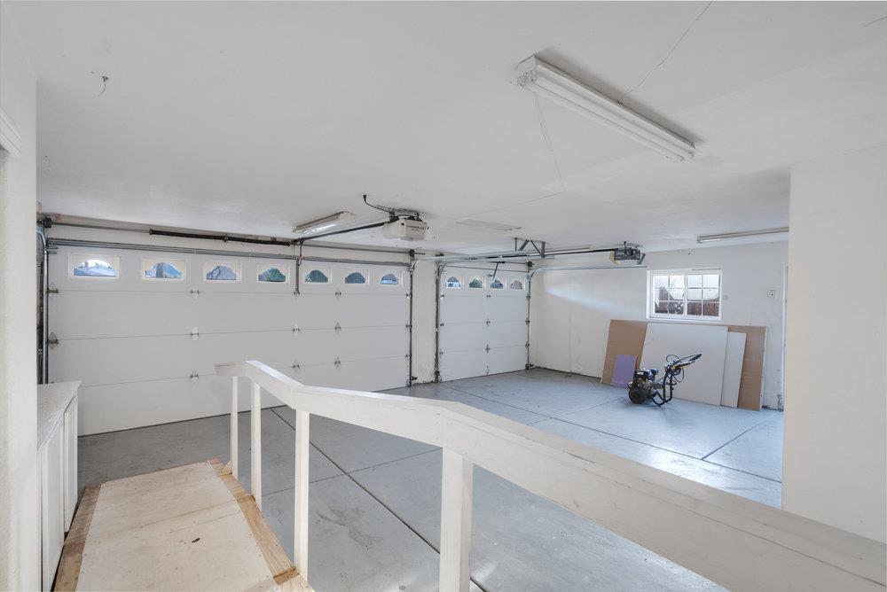 755 Cumberland Drive Gilroy, CA 95020 - Photo 47 of 52 a utility room with cabinets