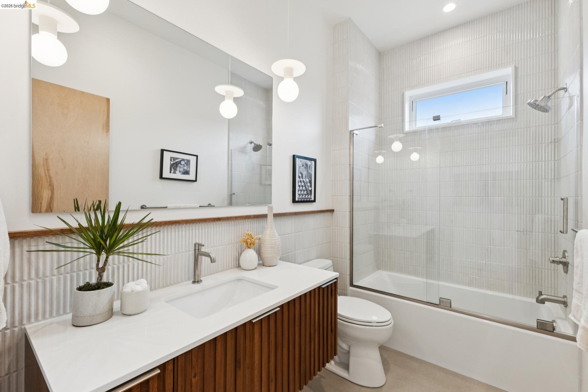 1523 Stuart Street Berkeley, CA 94703 - Photo 34 of 71 Gallery Image 34