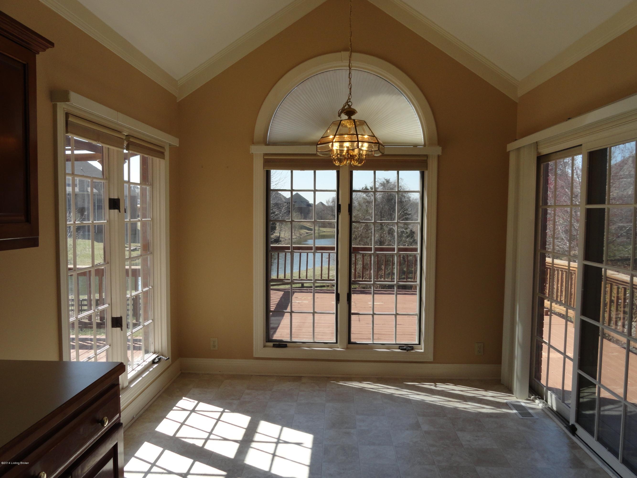 3209 Trail Ridge Road Louisville, KY 40241 - Photo 5 of 47 FAMILY DINING AREA