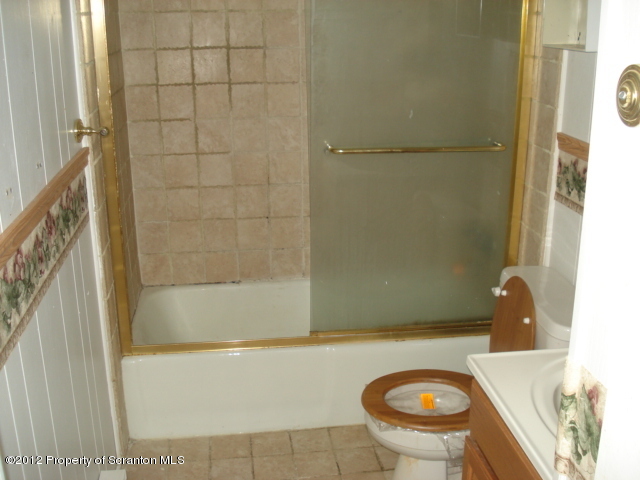 132 Red Pine Road Dingmans Ferry, PA 18328 - Photo 8 of 10 Gallery Image 8