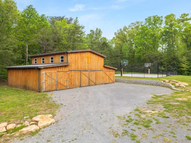 $1,825,000 | 2419 Welch Road, Soddy Daisy, TN 37379