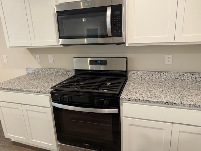32039 Lyon Road Daphne, AL 36527 - Photo 26 of 35 Kitchen