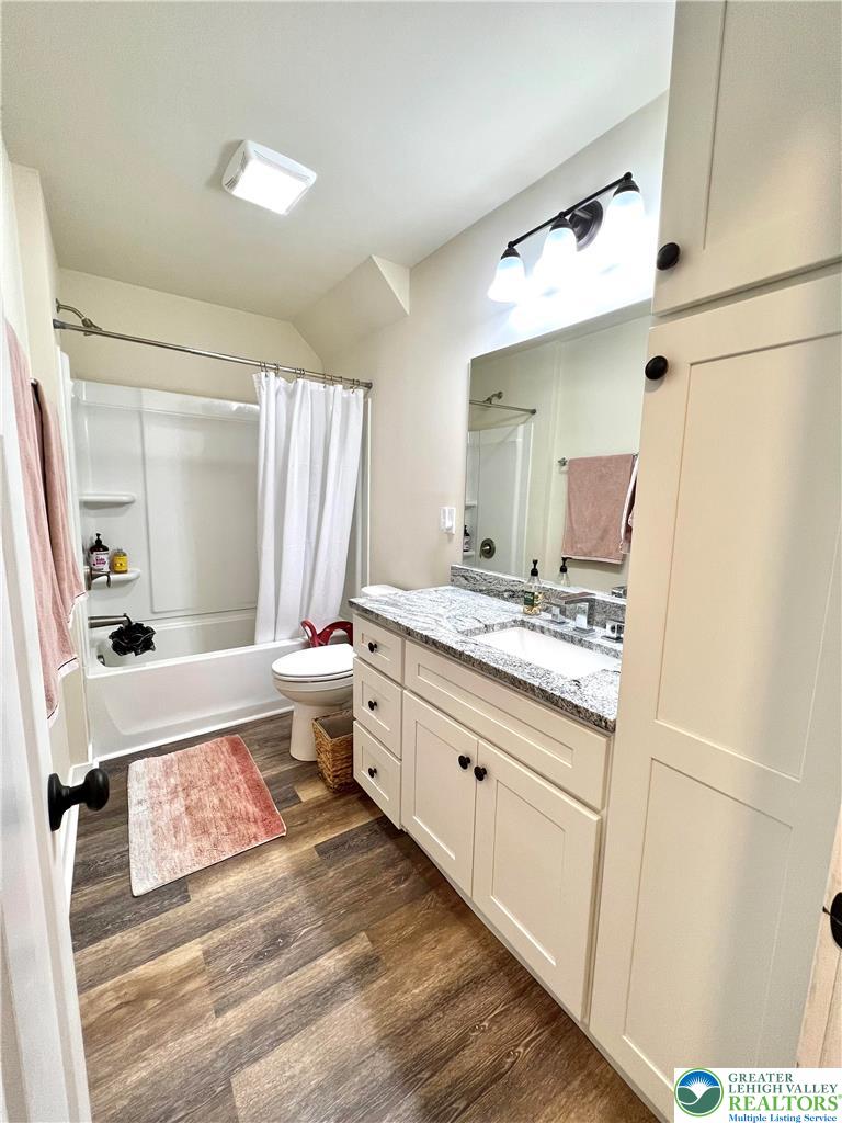 28 Harrison Street Emmaus, PA 18049 - Photo 10 of 15