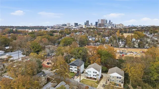 $3,700 | 160 Vanira Avenue Southeast, Unit A, Atlanta, GA 30315