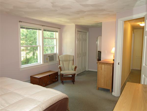 8 Robbins Road Ayer, MA 01432 - Photo 11 of 25
